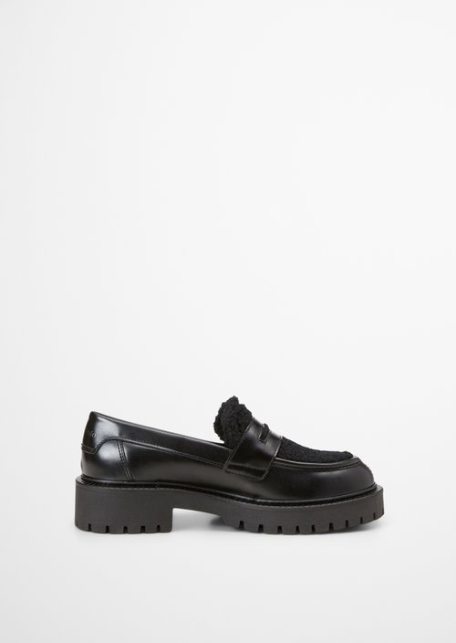 Phia Loafer — Black