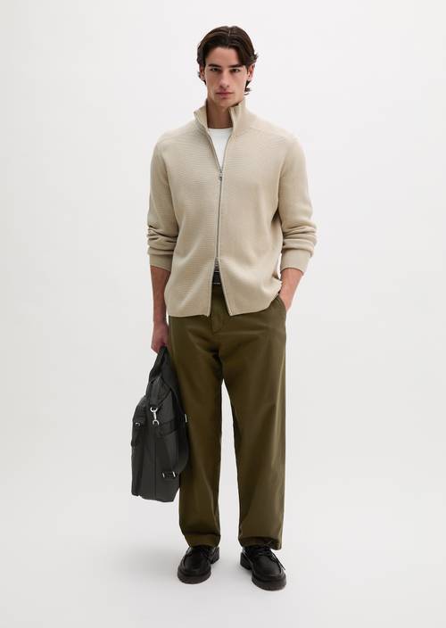 Pantalon modèle Bent relaxed Faded Herb en vue de face