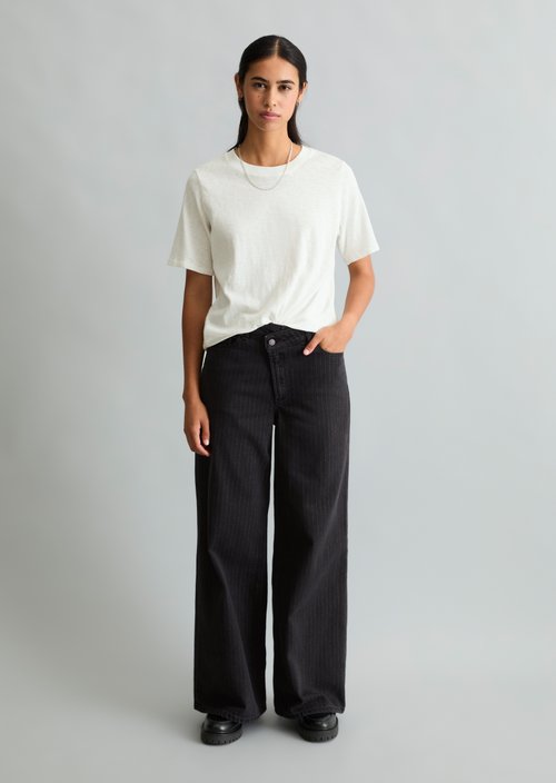 Pinstripe Jeans, Anjo Wide Style — Dark Grey