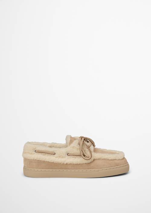 Bootsschuh Model Kara Earthy Taupe Ansicht rechter Schuh von außen