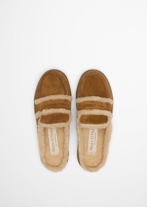Sabot Model Kara — Pure Camel