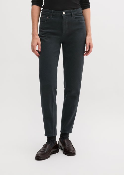 Mala Slim Cropped Jeans — Broken Graphite