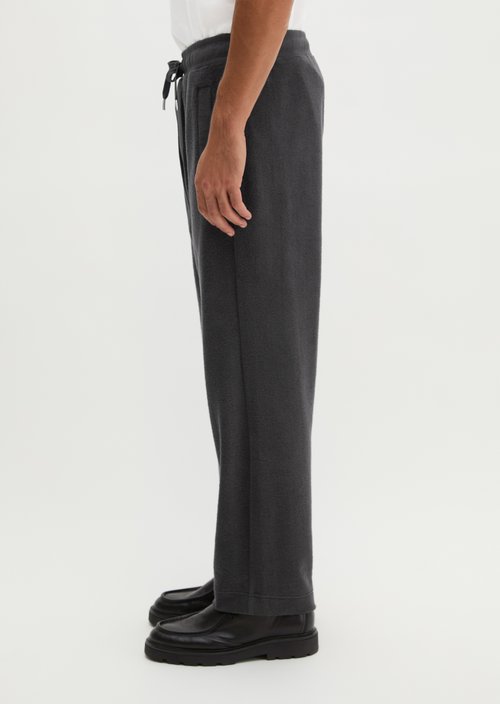 Regular-Fit Terry Jersey Pants — Broken Graphite