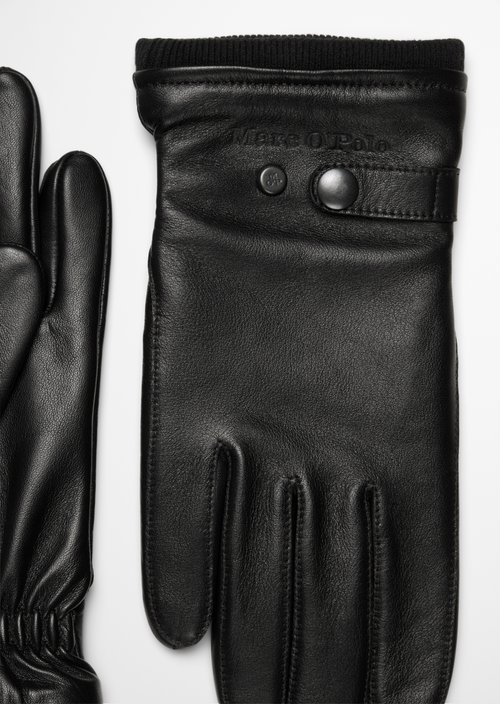 Leather gloves — Black