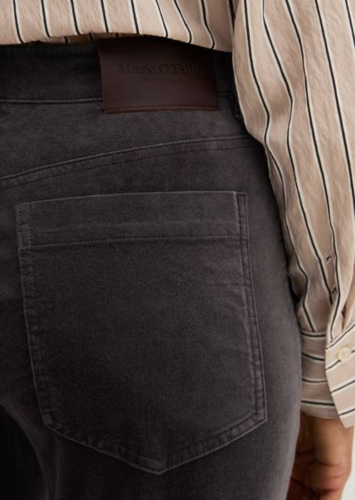Bootcut-Samthose Broken Graphite in Detailansicht