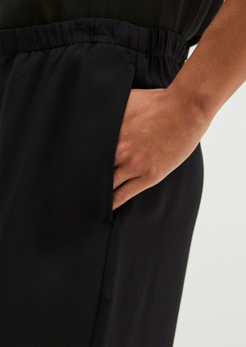 A-Line Pants — Black