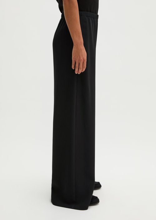 A-Line Pants — Black