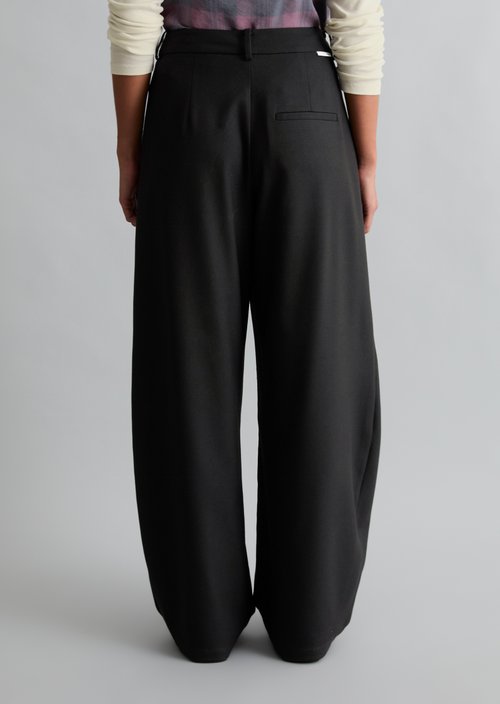 Barrel Crossover Pants — Black