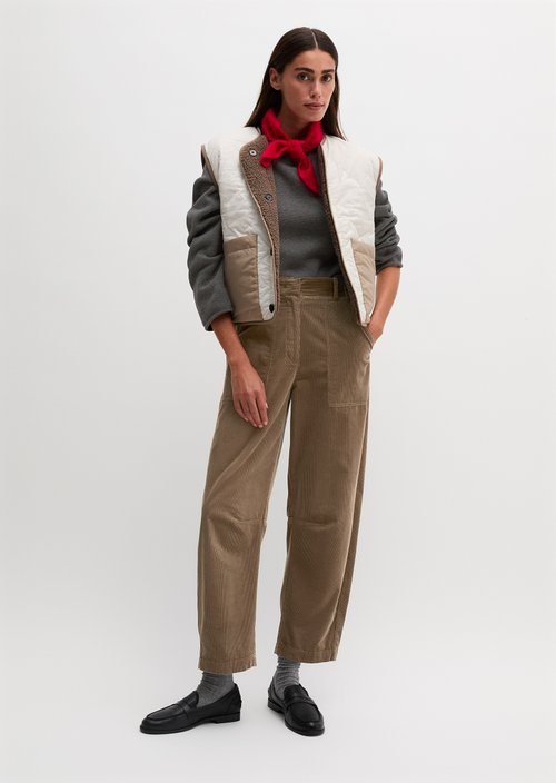 Cropped Barrel-Cut Cord Pants — Milky Brown