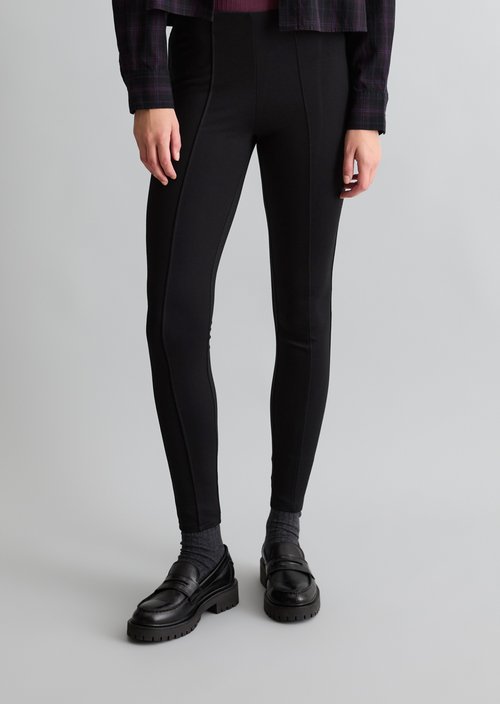 Slim-fit leggings — Black