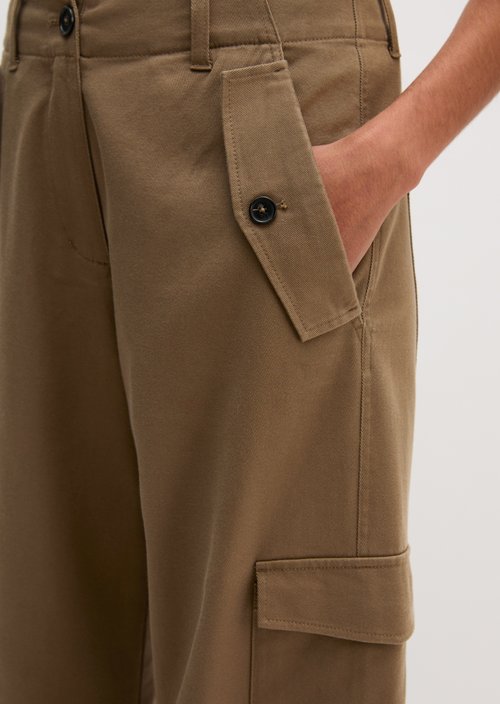 Barrel Cargo Pants, O-Shape — Milky Brown