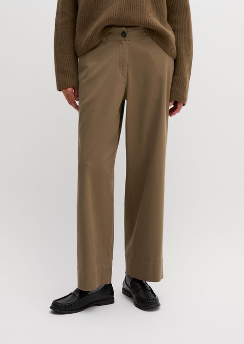 Regular-fit pants — Milky Brown