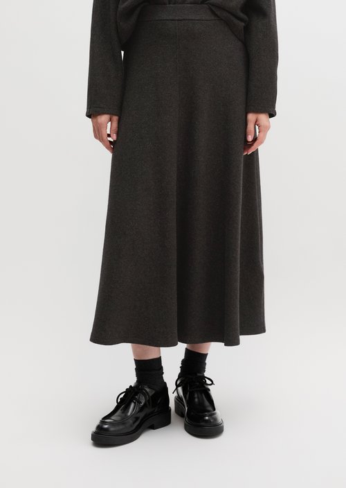 Flared pull-on skirt — Dark Graphite Melange