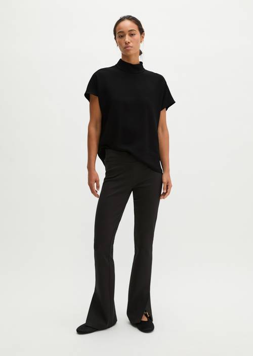 Pull-on-Jerseypants slim kick flare Black in Frontalansicht
