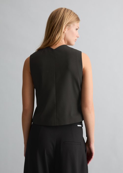 Casual Crossover Vest — Black
