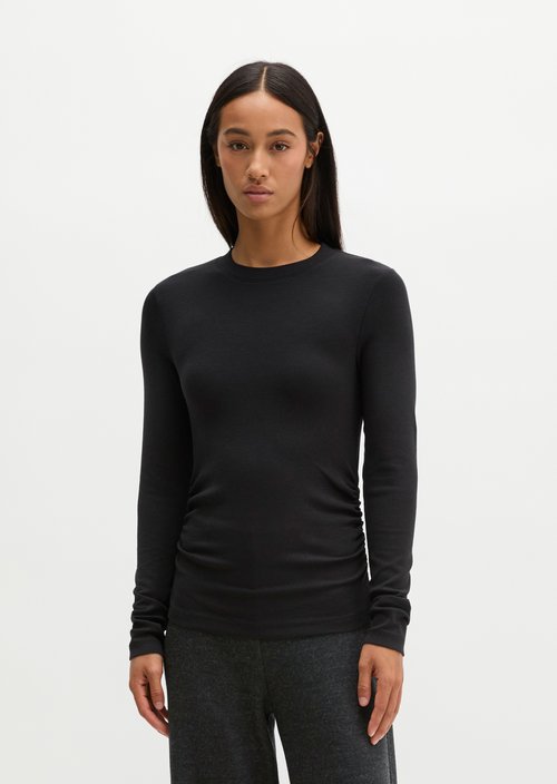Slim-Fit Ribbed Long-Sleeve Shirt — Black
