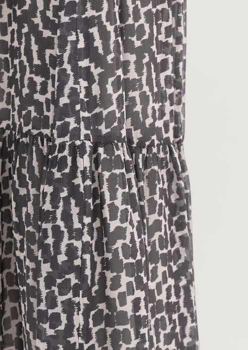 Regular Crinkle Skirt — Dark Grey