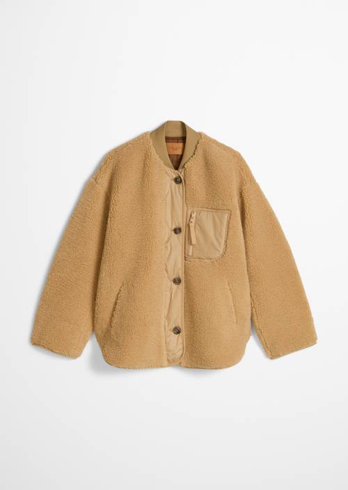 Relaxed Reversible Jacket Peanutbutter in isolated view without model