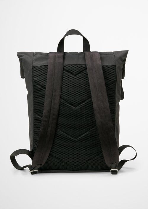 Larry Backpack — Broken Graphite