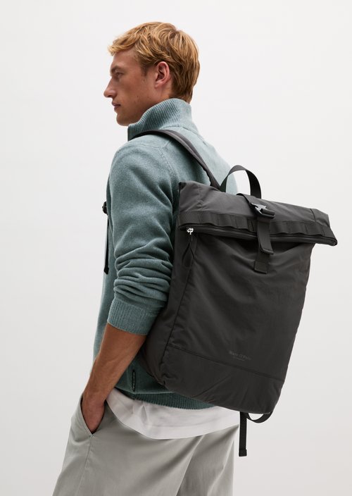 Larry Backpack — Broken Graphite