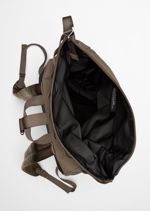 Larry Backpack — Dark Nickle