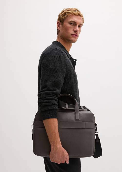 Business Bag Dark Nickle worn on model