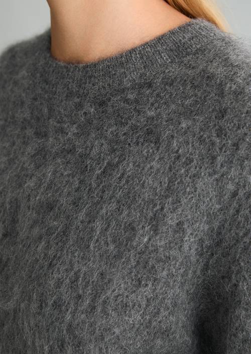 Kuscheliger Oversize Pullover Dark Shadow Melange in Detailansicht