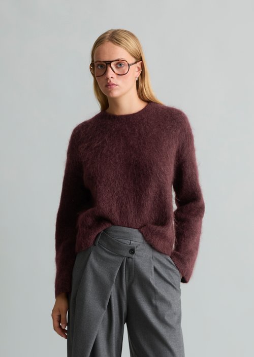Cozy Oversized Sweater — Rhubarb Jam