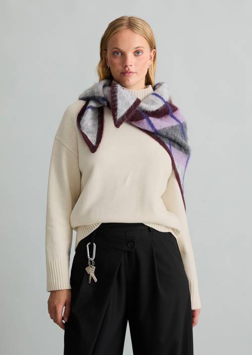 Oversized trui Creamy White in vooraanzicht
