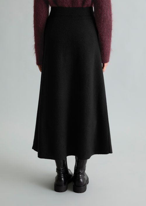 A-Line Knit Skirt — Black