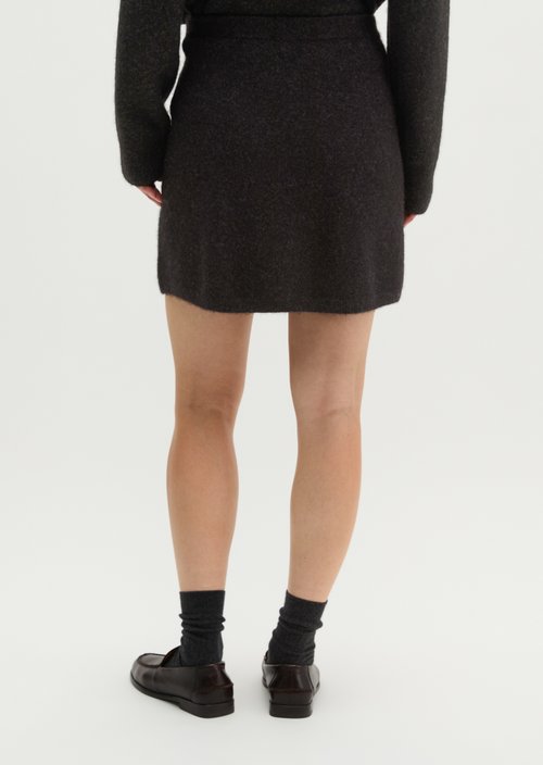 Short A-Line Knit Skirt — Dark Graphite Melange