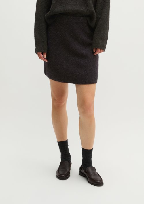 Short A-Line Knit Skirt — Dark Graphite Melange