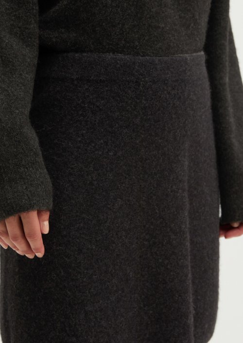 Short A-Line Knit Skirt — Dark Graphite Melange