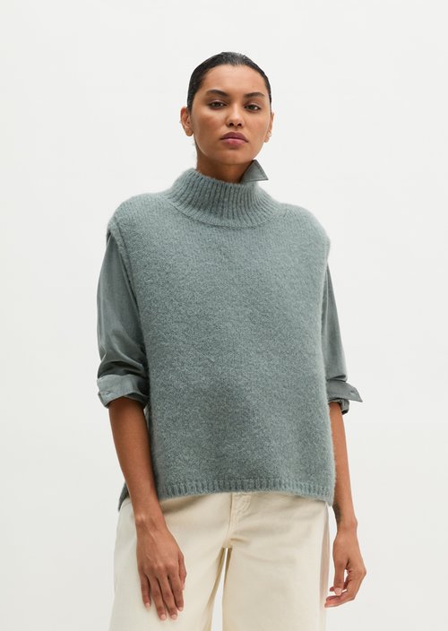Sleeveless Sweater, Regular Fit — Foggy Blue