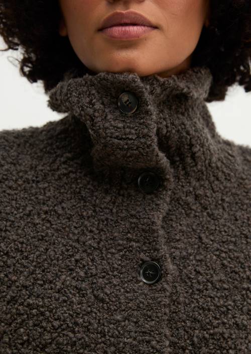 Bezrukávový kardigan slim Stone Brown Melange v detailním pohledu
