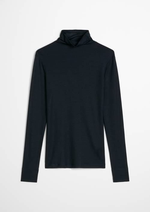 Pull à col roulé à manches longues, coupe ajustée Manic Midnight en vue isolée sans mannequin