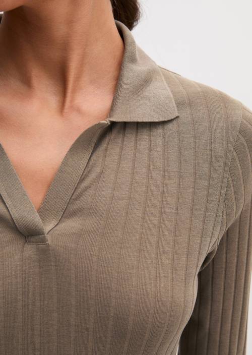 Polo à manches longues, coupe ajustée Milky Brown en vue détaillée