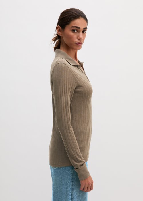Slim-Fit Long-Sleeve Polo Shirt — Milky Brown