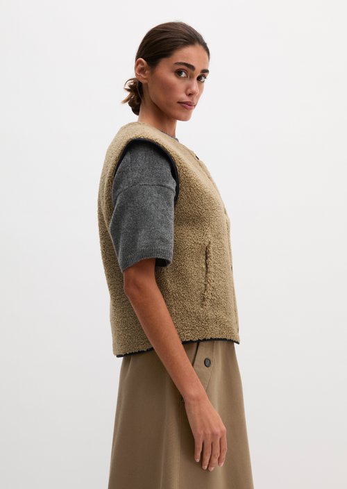 Reversible Quilted Vest, Regular Fit — Shaded Taupe