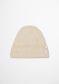 Cap made from a soft blend of yak hair and alpaca wool - beige