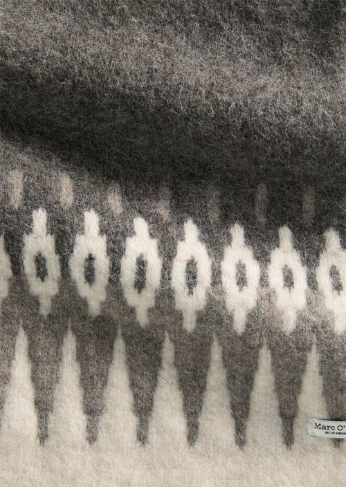 Jacquard-sjaal Dark Brown in detailaanzicht