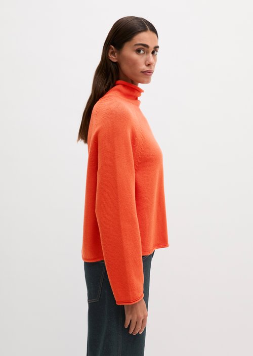 Loose-fitting turtleneck sweater — Vivid Orange
