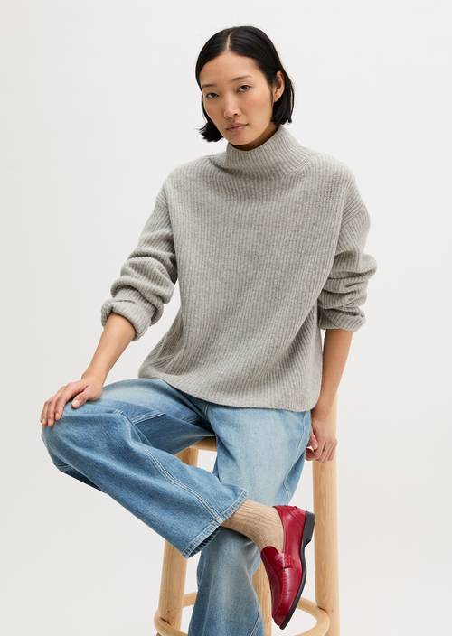 Gerippter Pullover regular Clear Grey Melange in Frontalansicht