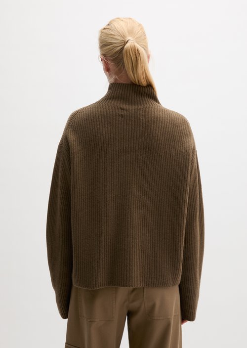 Ribbed Sweater, Regular Fit — Milky Brown