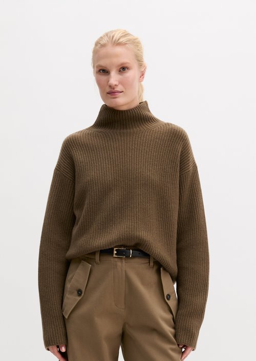 Ribbed Sweater, Regular Fit — Milky Brown