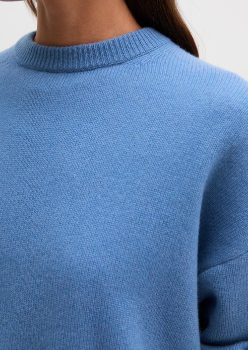 Loose-fitting sweater — Clear Blue