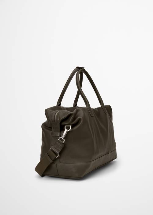 Weekender Model Loke Dusty Olive in Seitenansicht