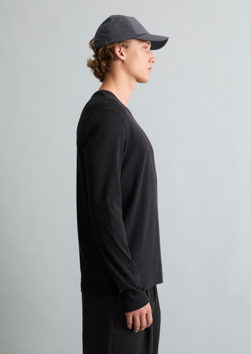 Regular-fit long-sleeve shirt — Black