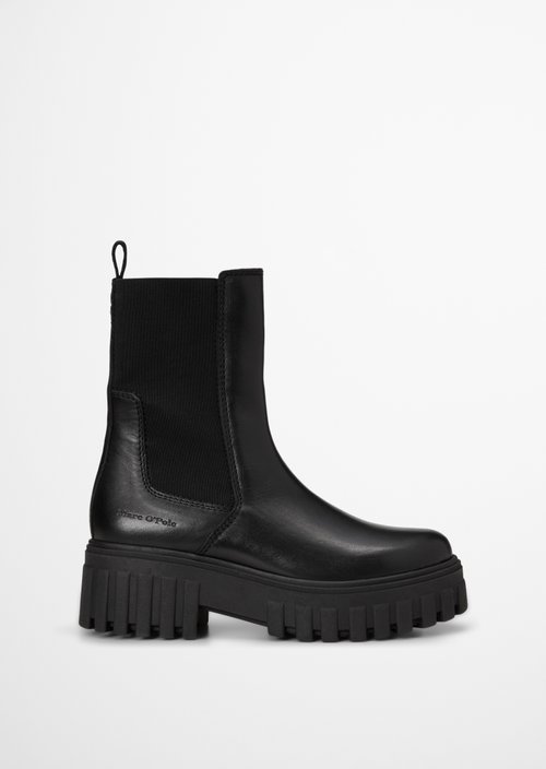 Valva Chelsea Boot — Black