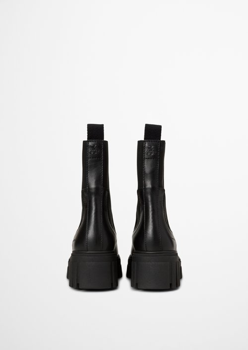 Valva Chelsea Boot — Black